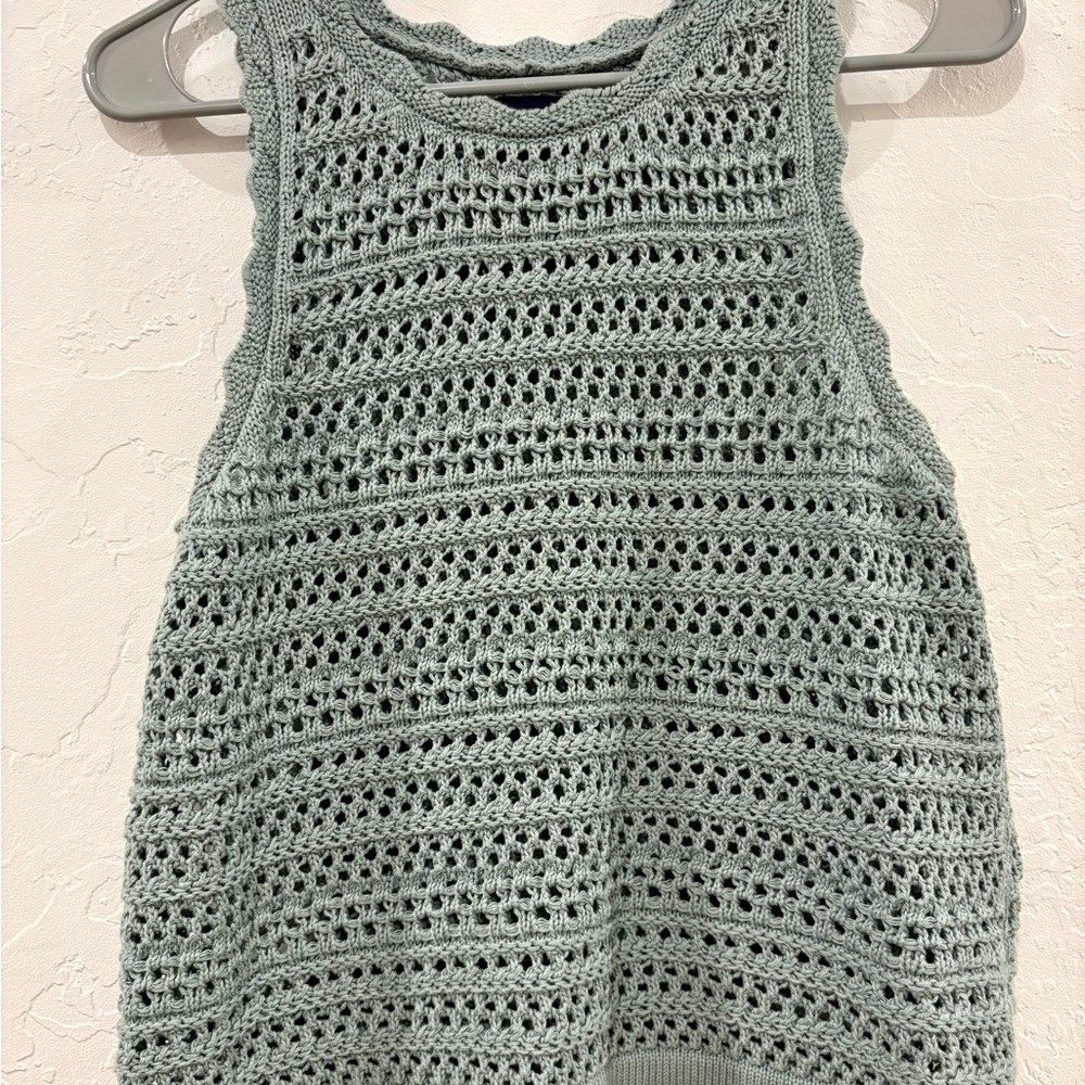 GAP Women's Sage/grayish Crochet Tank Top